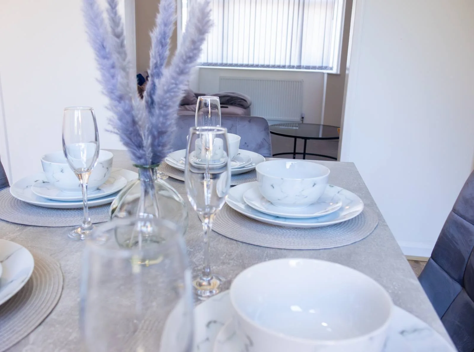 Comfortable accommodation in Coventry by Maine Stays