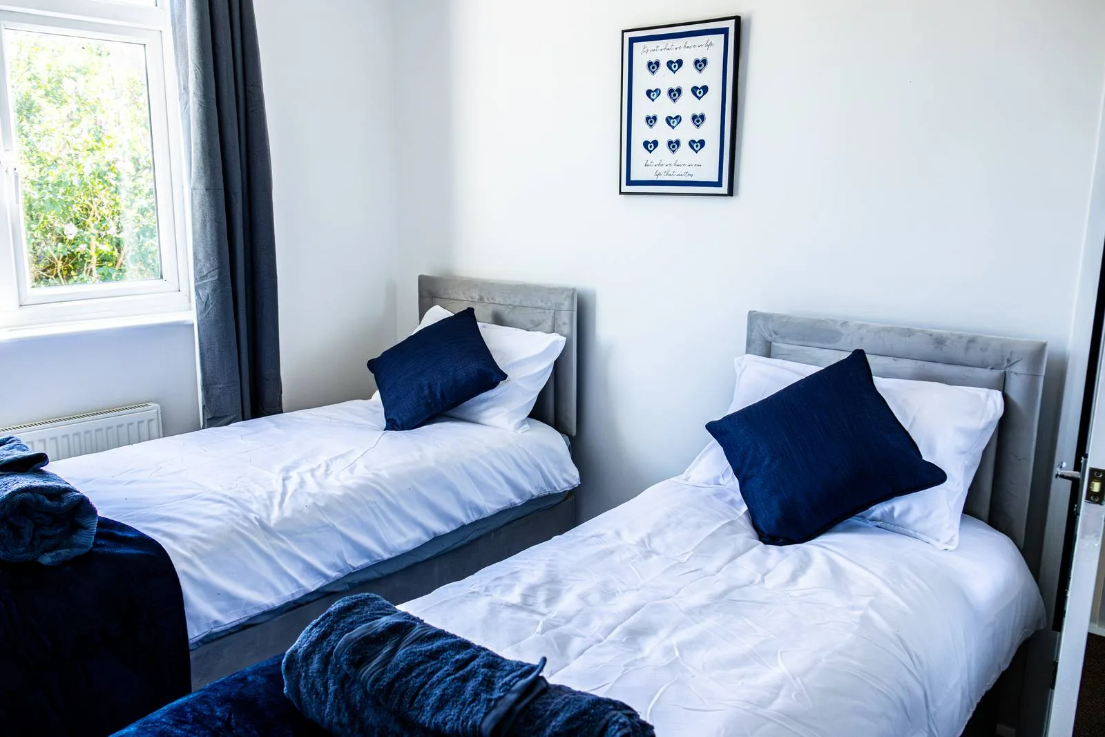 Comfortable accommodation in Coventry by Maine Stays