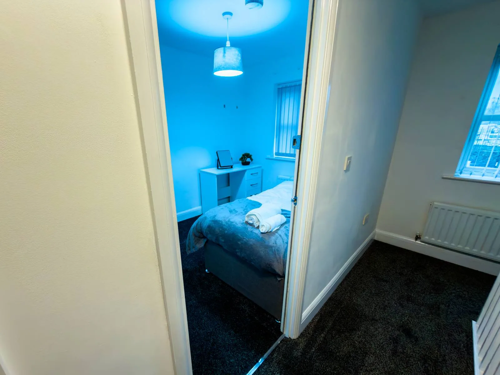 Comfortable accommodation in Coventry by Maine Stays